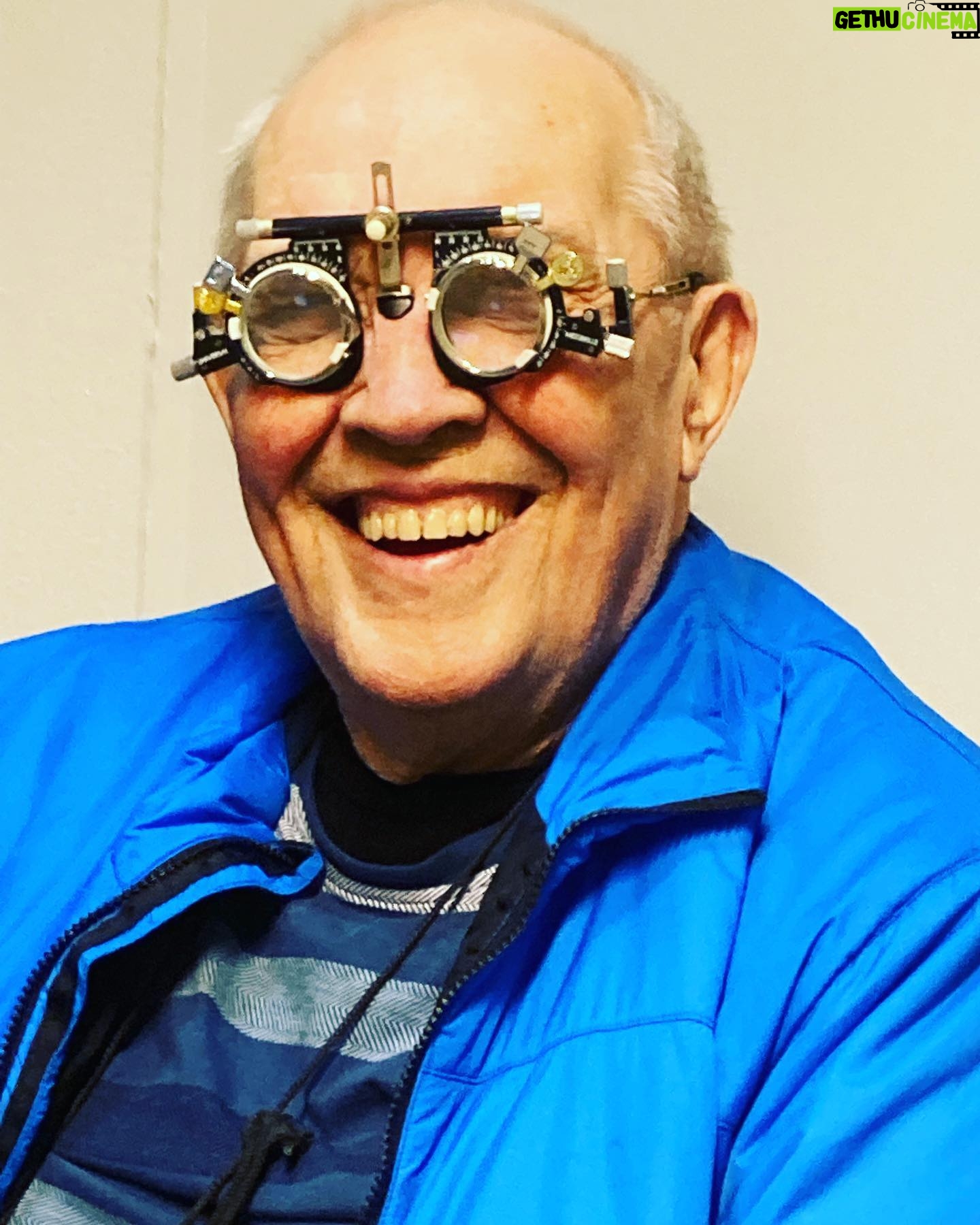 Agnes Born - 591 Likes - This is my grandfather checking his vision earlier today. Isn’t he lovely?! He’s turning 90 this year, and still has the best smile in the family. Next weekend he will finally be recieving his veteran medal.🌟💪
Swipe to see how handsome he was when he was 20!
.
.
.
.
.
.
#family#grandfather#grandad#morfar#handsome#veteran#joy#proud