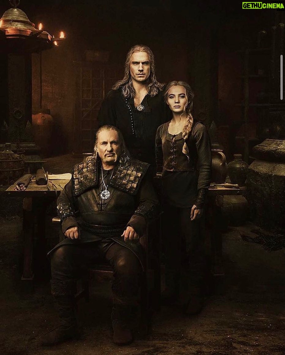 Agnes Born - 3.8K Likes - Who’s excited??🔥🔥🔥
Tomorrow we’ll finally be able to watch season two of The Witcher!
I can’t wait!!! ⚔️
@netflix @witchernetflix @netflixgeeked
#thewitcher#witchmas#thewitcherseasontwo#geraltofrivia#francesca#vesemir#yennefer#ciri#agrainoftruth#vereena#nivellen#jaskier#witchmas2#roach#kimbodnia#netflix#17december#declandabarra #premiere#familyportrait#thewhitewolf#bruxa @laurenhissrich