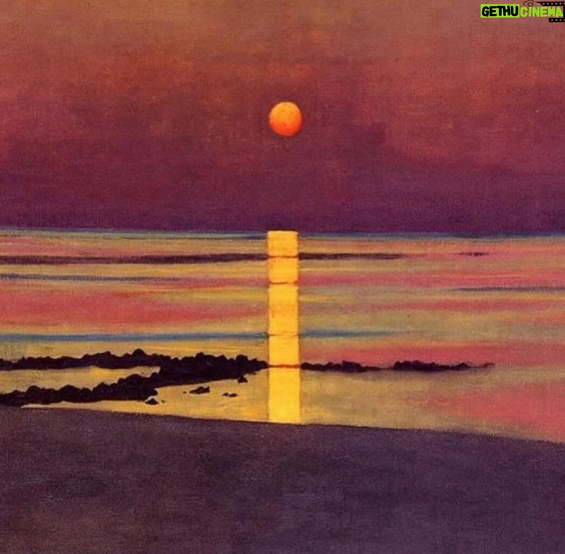Agnes Born - 452 Likes - Midnight view🌔
.
.
.
.
.
#blommenholm#roundmidnight#aroomwithaview#august#moonlight#felixvallotton