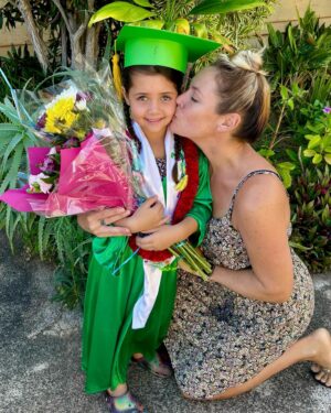 Agnes Bruckner Instagram - Sasha Leona Brewer 
Pre School Grad! 👩‍🎓 
Kindergarten here we come! 
So proud of you my girl. Love you always and forever! ❤️

#graduation #sasha #mygirl #love #proud #mama