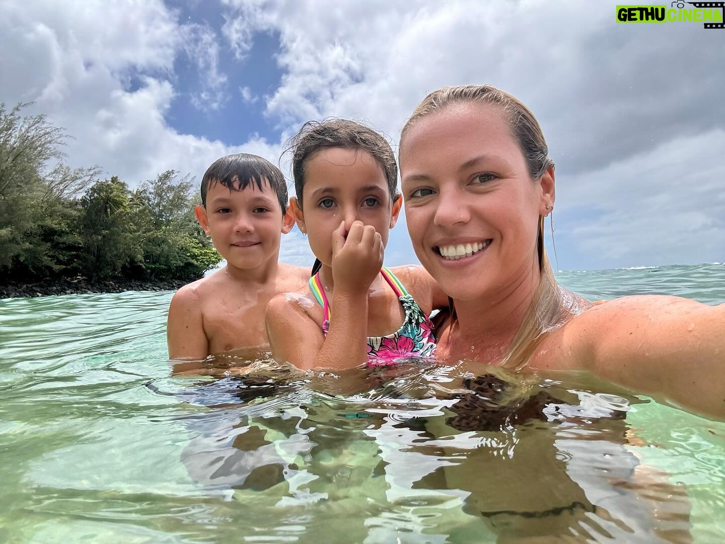 Agnes Bruckner - 337 Likes - First summertime North Shore trip unlocked 🔓
Adventures with my babies is the best!
Swipe for pure magic! 👉🏽👉🏽👉🏽👉🏽👉🏽
#northshore #kauai #love #adventure #vitaminsea #agnesbruckner #mama #babies #letsgo #corememories