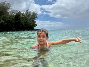 Agnes Bruckner Instagram - First summertime North Shore trip unlocked 🔓 
Adventures with my babies is the best!
Swipe for pure magic! 👉🏽👉🏽👉🏽👉🏽👉🏽

#northshore #kauai #love #adventure #vitaminsea #agnesbruckner #mama #babies #letsgo #corememories