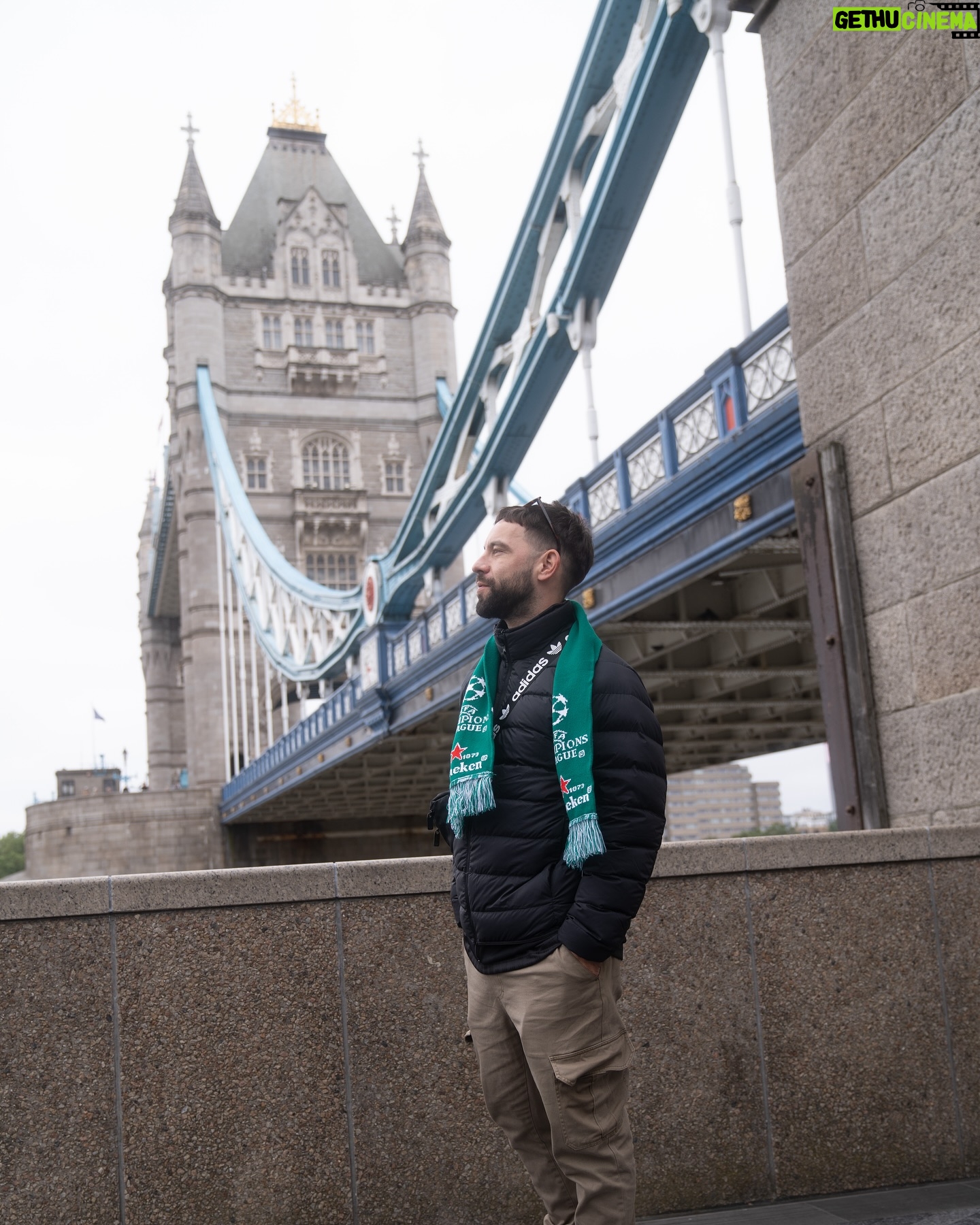 Agustín Sierra - 22.3K Likes - Turisteando por Londres Mabel 🤯💚