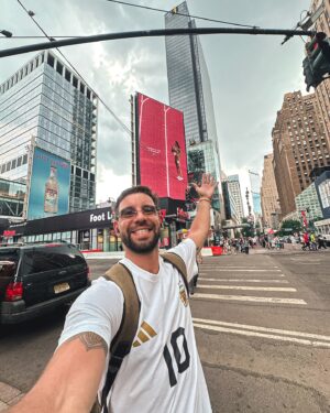 Agustín Sierra Instagram - New York fútbol cluu 🫡🩵🗽