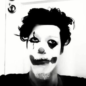 Ahmad Almutaeri Instagram - لم تعد الحياة قادر على اثارة دهشتي 😑😑#Al-Mutairi