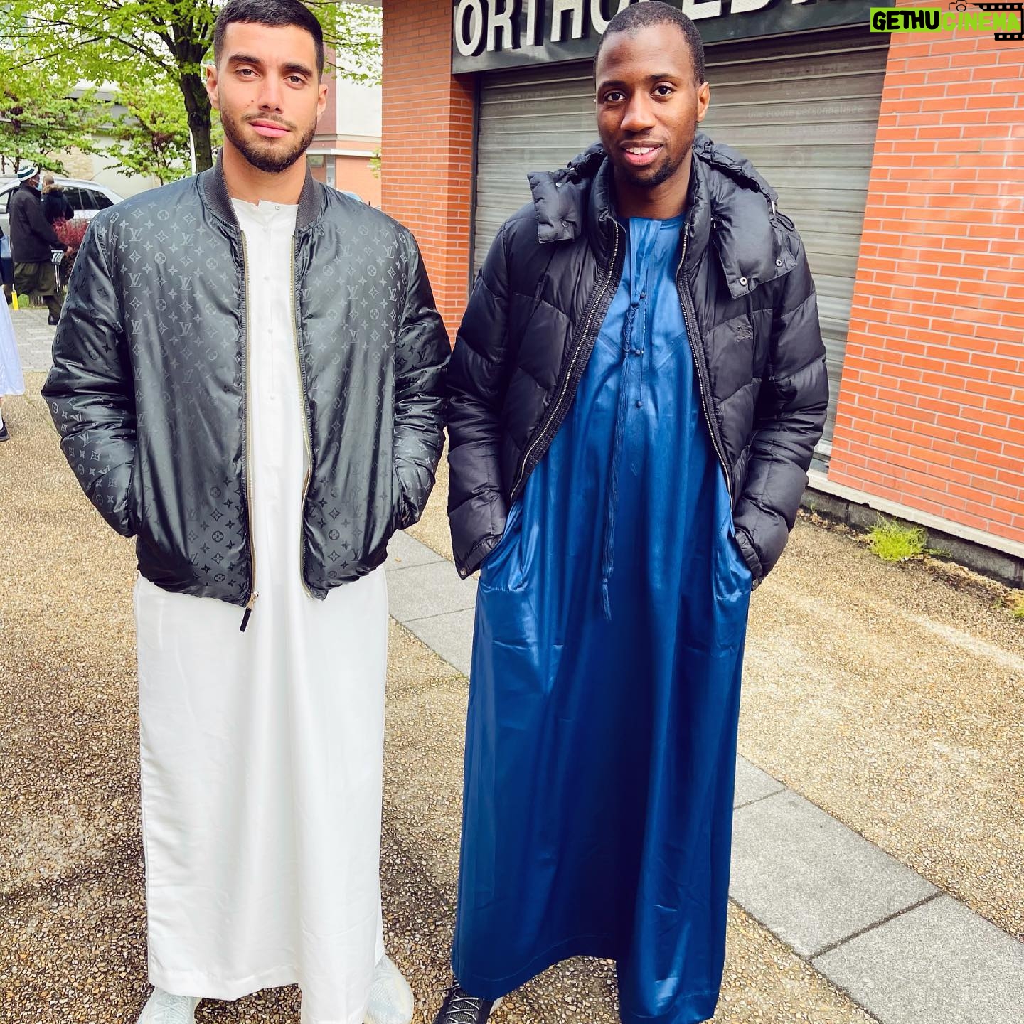Ahmed Harroun - 19.8K Likes - Saha Aïdkoum a tout les muslims ❤️