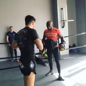 Ahmed Harroun Instagram - Plus qu’un Coach . Une famille !! 
TONTON 🇩🇿🇨🇩

#dz #combat #military #fight #fitness #mma #boxing #tactical #martialarts #training #army #selfdefense #fighter #war #kickboxing #sport #kravmaga #muaythai #fighting #karate #motivation #specialforces #gym #airsoft #soldier #police #bjj #ww #warrior #history