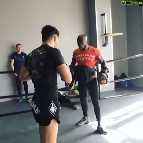 Ahmed Harroun - 13.4K Likes - Plus qu’un Coach . Une famille !!
TONTON 🇩🇿🇨🇩
#dz #combat #military #fight #fitness #mma #boxing #tactical #martialarts #training #army #selfdefense #fighter #war #kickboxing #sport #kravmaga #muaythai #fighting #karate #motivation #specialforces #gym #airsoft #soldier #police #bjj #ww #warrior #history