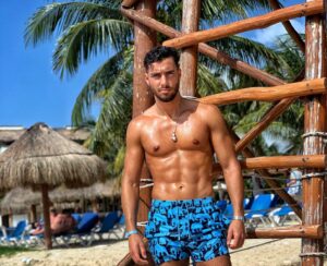 Ahmed Harroun Instagram - 🤷🏼‍♂️