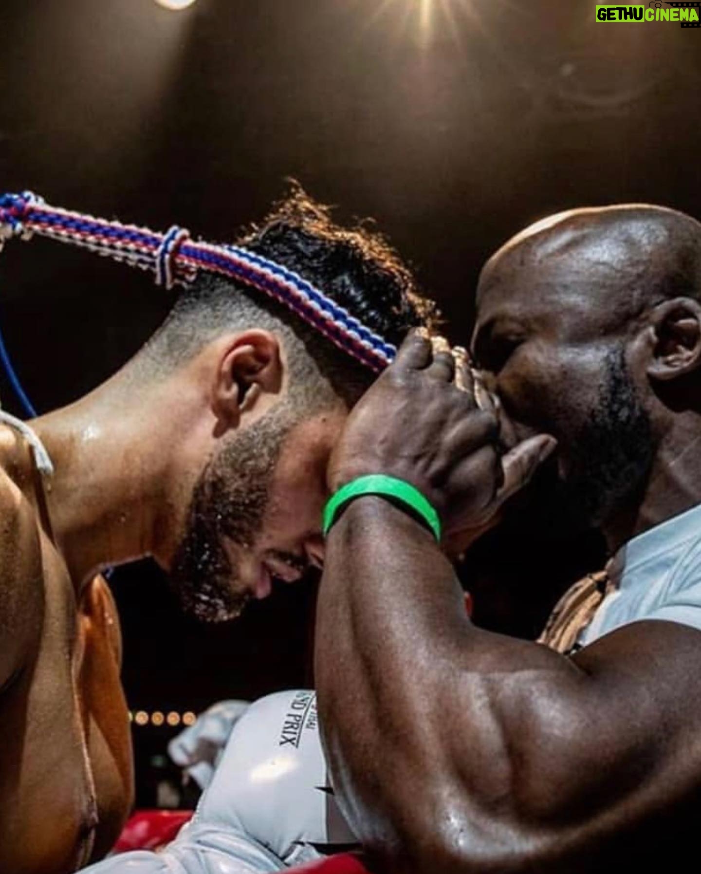 Ahmed Harroun - 13.4K Likes - Plus qu’un Coach . Une famille !!
TONTON 🇩🇿🇨🇩
#dz #combat #military #fight #fitness #mma #boxing #tactical #martialarts #training #army #selfdefense #fighter #war #kickboxing #sport #kravmaga #muaythai #fighting #karate #motivation #specialforces #gym #airsoft #soldier #police #bjj #ww #warrior #history