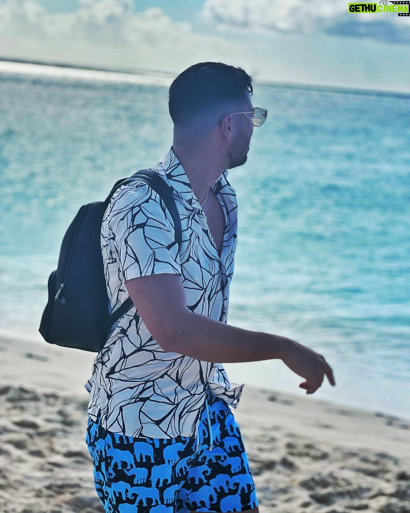 Ahmed Harroun - 12.5K Likes - Unforgettable day in Saint-Marteen 😎