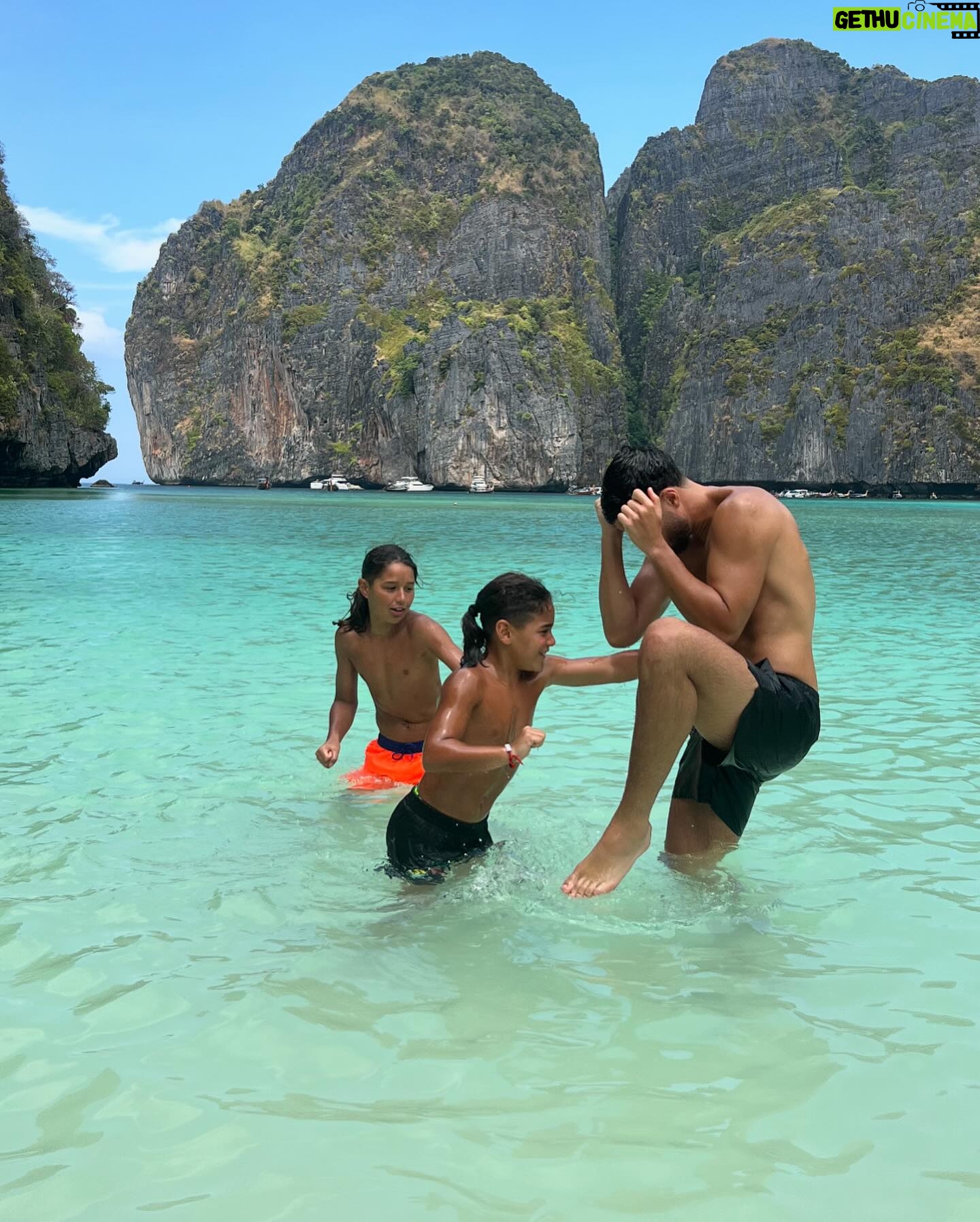 Ahmed Harroun - 38.8K Likes - Family 🇹🇭