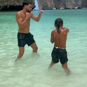 Ahmed Harroun Instagram - Family 🇹🇭