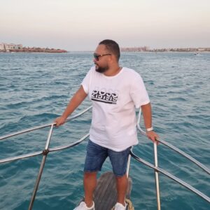 Ahmed Rizq Instagram - كل سنه وحضراتكم بخير.. عيد سعيد عليكم جميعا ❤❤❤❤❤