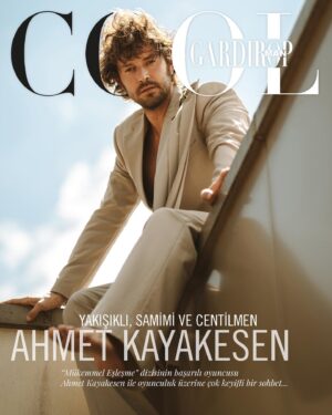 Ahmet Kayakesen Instagram - Ahmet Kayakesen: Yakışıklı, Samimi ve Centilmen 💥
Oyunculuğun içine düştüğünü söyleyen yakışıklı ve bir o kadar da mütevazı Ahmet Kayakesen ile çok keyifli bir Cool Man kapak çekimi gerçekleştirdik. 
@ahmetkayakesen @gardiropmagazin 

#ahmetkayakesen
Genel Yayın Yönetmeni: @gulay_ozdemir
Röportaj: @caglakucukdereli 
Fotoğraflar: @kayrasercan
Video: @melikemmel @yarencakiiir
Styling: @dorukkakiz
Takım: @sezgituzel_
Saç ve Makyaj: @asliatesmakeup
Marka İletişimi: @mine.gunduz
Dijital İletişim: @yoncayalki
Prodüksiyon: @nutekstudio
Mekan: @parkinnodayeri
Teşekkürler @burcubulutcan @ph7entertainment