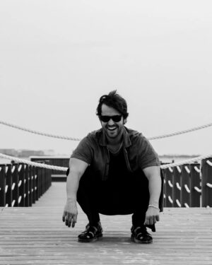 Ahmet Kayakesen Instagram - Good morning! Oh, and in case i don't see ya, good afternoon, good evening and goodnight
yakın #tb 
📸 @sezaidemirer