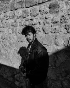 Ahmet Kayakesen Most Liked Photos and Posts