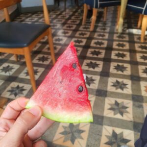 Ahmet Kayakesen Instagram - Sadece bir öğlen yemeğiydi aslında .