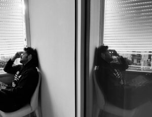 Ahmet Kayakesen Instagram - Gelecek olanı göremeyebiliriz belki ama kendimizi tanımak mümkün...