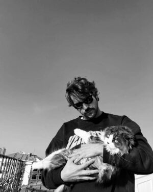 Ahmet Kayakesen Instagram - 🖤