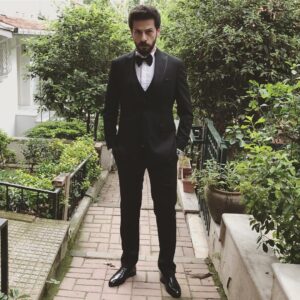 Ahmet Tansu Taşanlar Instagram - teşekkürler ✌🏻
@laprendapr
 @kigiligiyim