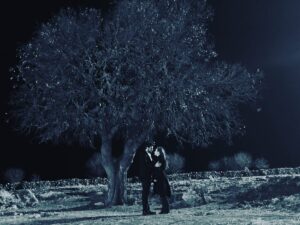Ahmet Tansu Taşanlar Instagram - ‘Gönül’ den sevmeli insan... 

foto için tenks @dolunaytakla