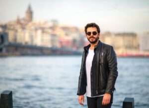 Ahmet Tansu Taşanlar Instagram - enteresan akşamlar 📸: @orkunatc