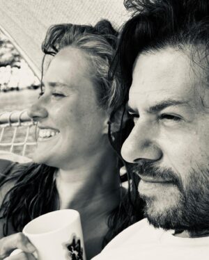Ahmet Tansu Taşanlar Instagram - “koy la bunları” 

photos by @enginakyurek