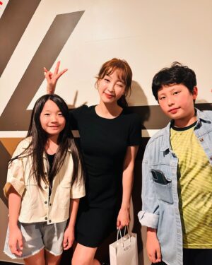 Ahn Se-bin Instagram - #목화솜피는날 #인디스페이스  #응원릴레이 

우현아 같이 함께해줘서 고마워 💕

#소방서옆경찰서그리고국과수 감독님께서 참여한 목화솜 피는날 
세빈이랑 우현이가 함께 응원릴레이 하러 왔어요 
목화솜 피는날 파이팅!!

@indiespace_kr 
@shinfree210 
@mihwa__woo 
@junghyesung91 

#홍대 #릴레이 #movie
