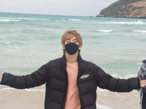 Ahn Seung-gyun Instagram - 제 근황은.. 그러합니다..

지금 우리학교는, 훌륭한 모든 출연진들. 사랑해주셔서 감사합니다.
모두 복 많이받으시구 평안하세요.
#지금우리학교는
#allofusaredead