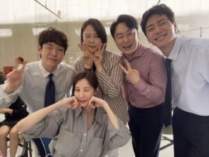 Ahn Seung-gyun Instagram - D-1
#netflix #모럴센스