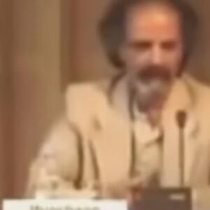 Ahoo Kheradmand Instagram - گلشیری نازنین
#شاعر #شاعرانه #گلشیری #سانسور #ایران  #شاعران_ایران #هنرمندان_ایرانی #هنرمند #آهوخردمند 
#poetry _#poet #golshiri #art #artist #vancouver #ahookheradmand #paris #istanbul #canada #canaidanartist #hi_vancouver