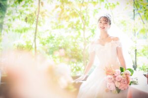 Ai Hayase Instagram - ･
･
･
お知らせ🕊️

猿田彦神社の婚礼メインビジュアルを務めさせて頂きました！ブライダルスタッフの皆さんもとても親切でこういう場所で挙式できたら幸せだろうな〜なんて思っちゃった😌

公式サイトのフォトギャラリー欄に沢山掲載されているので是非チェックしてください！

結ばれていく皆様にとって特別な時間となりますように💍
･
･
･
 #猿田彦神社  #ウェディングフォト  #ブライダル