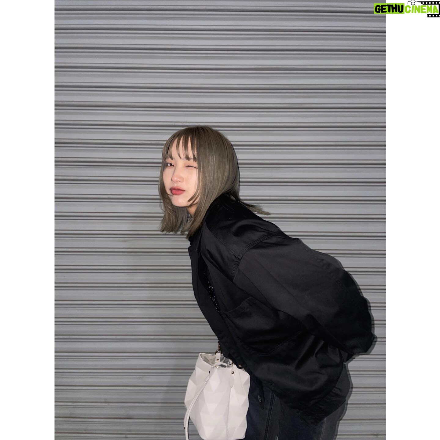 Ai Hayase - 1.1K Likes - ・
・
・
冬っぽいカラーになりました ☺︎ ✌︎
みんな良いお年を〜
・
・
・