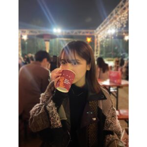 Ai Hayase Instagram - ･
･
･
1日過ぎましたけれども、、、笑

れいなさんと念願のクリスマスマーケット！！！🎄.*
ブランチで紹介してたフード美味しすぎたぁ
寒さも忘れてひたすら喋ってたもんで
気づいたらお店閉まってましたわ🫠笑

ひゃ〜楽しかった！！！