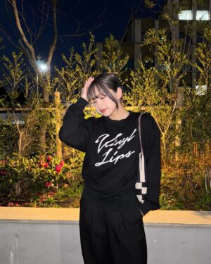 Ai Hayase Instagram - ･
･
･
ゆったり白黒な日🐼

外明るいうちに写真撮ろうと思うのに
毎回気づいたら暗くなってるのどうすればいいんだ
･
･
･
 #fyp