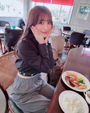 Ai Negishi Instagram - 🍽️💕🍽️
.
地元毛呂山で
根岸家がやっている洋食屋サンピエール
伯父さんがずっとシェフをやっています
今日はなんと初めてプライベートで
お友達と来ました🥰
私は安定のチーズハンバーグとイカフライセット✨
.
#サンピエール #毛呂山町 #毛呂山 #毛呂山グルメ
#グルメ #洋食屋 #洋食 #毛呂山町観光大使