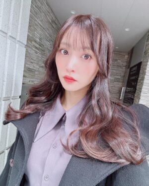 Ai Negishi Instagram - 💇‍♀️✨💇‍♀️
.
美容室いてきた🌸
カットとカラーしてもらたよん✌️
3枚目が色わかりやすい🫶
@mineyukimorikami 
森上さんいつもありがとうございます✂️✨
.
#hair #hairstyles #hairsalon 
#美容室 #カラー #表参道 #表参道美容室
#TRUNC