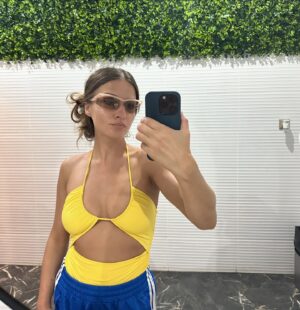 Aida Economu Instagram - ~~~swimsuit is my favorite suit~~~