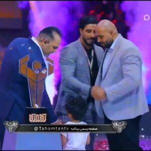 Aidin Khataei Instagram - و در آخر مرتضی حصومی قهرمان سری ستارگان تهمتن😍

@aidin.khataei 
@behdadsalimii 
@tahamtantv
