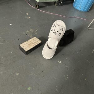 Aimyon Instagram - 昨晩はありがとうございました！
ニャーアルバムの発表をしたよ、もう5枚目！
いや、まだ5枚目！
「猫にジェラシー」です🔥🐱🔥
全13曲入り、新曲モリモリ🌳🌳🌳
視聴会もありがとね！
サブリミナル効果💊(あんま意味わかってへん)
アルバムは9月11日のリリースです、
それまで誰かにとってのワクワク燃料になれますように。
みんなも体調に気をつけて、
ぶっ飛ばせるように私も準備してます！
楽しみにしててねー！よろしくお願い致します！
今日お仕事学校家事育児お疲れ様📈📈📈

p,s 蕎麦食べる
