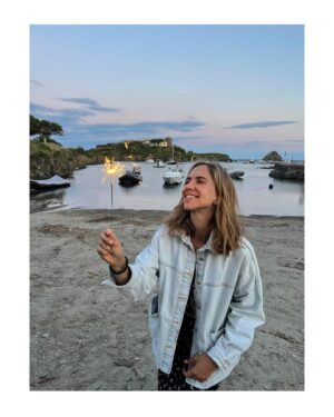 Aina Clotet Instagram - Feliç Nit de Sant Joan, la més curta i bonica. ✨