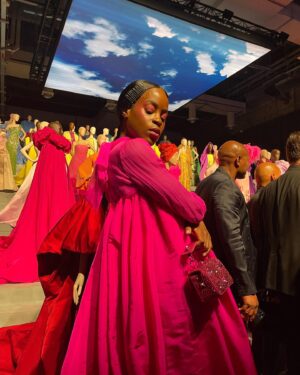 Aindrea Emelife Instagram - What's in the colour pink? When I think of pink I think of Venetian red mixed with St John's White, the lush raucous frivolity of Rococo, the eyeshadow lid of Warhol's Marilyn or neon flashes of Dan Flavin. Yesterday, pink for me only means Valentino. So excited to be invited to embrace the brands signature colour in honour of their exhibition Forever Valentino. 

Who said art historians shouldn't wear pink? 🎀 

@maisonvalentino