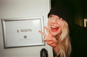 Áine Rose Daly Instagram - It’s done it’s done it’s all done 🍳 hope you enjoyed the show 👩🏼‍🍳

@boilingpointofficial 
@bbciplayer