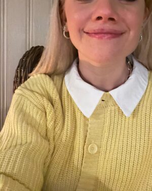 Áine Rose Daly Instagram - Plz come to my gig on Sunday okay? Ticket link is in da bio xoxoxoxoox 

Might even play a new song who knows oooooooo
.
.
.
.
#londongigs #label #actormusician #londonartist #welovemusic #newmusic