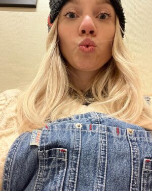 Áine Rose Daly Instagram - Here’s my selection of shit that happened over the festive period please enjoy x