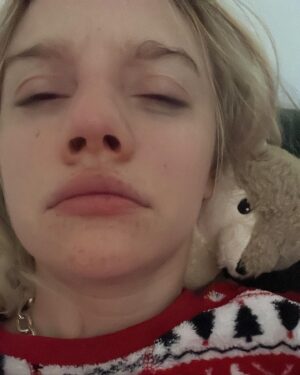 Áine Rose Daly Instagram - Here’s my selection of shit that happened over the festive period please enjoy x
