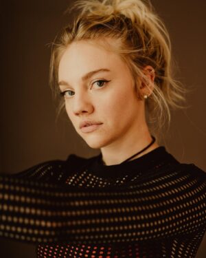 Áine Rose Daly Instagram - u are coming to my gig tomorrow yes? okay 🙂

Link in bio for the tickets it MIGHT just be a good time 🕰️

📸: @thomaselliotwood