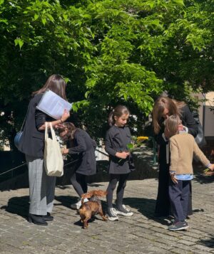 Ainhoa Arbizu Instagram - …despidiéndote también aquí, en tu Estella querida. ✨ taaaaaanto amor!… @lorea_arbizu @rubenazconaarmen