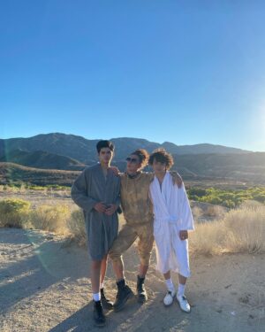 Aitch Alberto Instagram - max and reese. what a soul shaking journey we’ve gone on together. my gratitude is boundless for you two. you both inspired me to show up on that set everyday as my best self not only as a director but as a person. thank you for trusting me with your kindness and vulnerability. this is only the beginning. im so proud and believe in you both so much. so, as this chapter nears its end know that my heart and door are forever open to you. you’ll both always be my babies and of course, MY aristotle and dante. thank you. 🤍

join us tomorrow for our virtual screening and q a. link in bio. 
before our digital/vod release on tuesday Nov 14th. #arianddantemovie